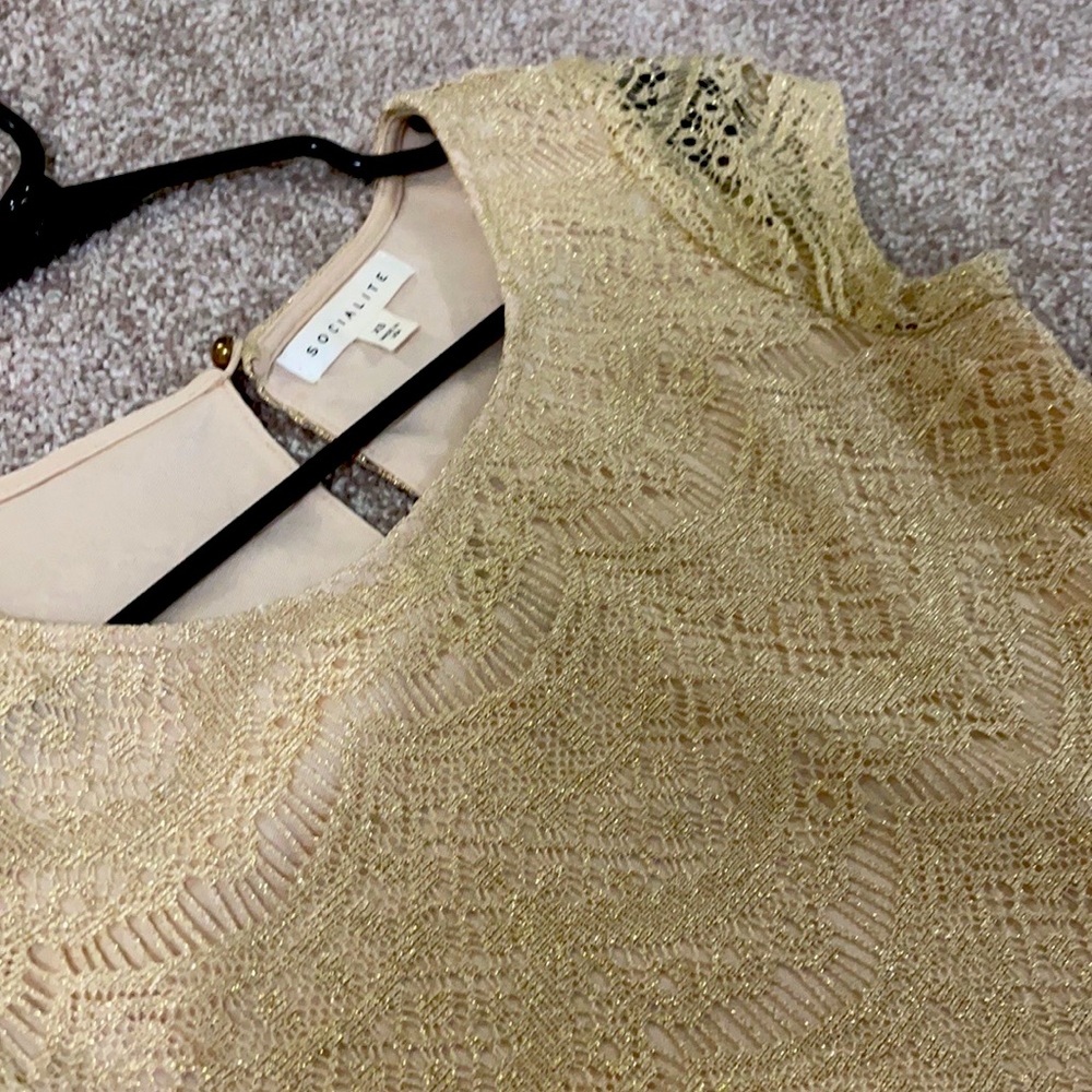 Socialite gold lace XS dress